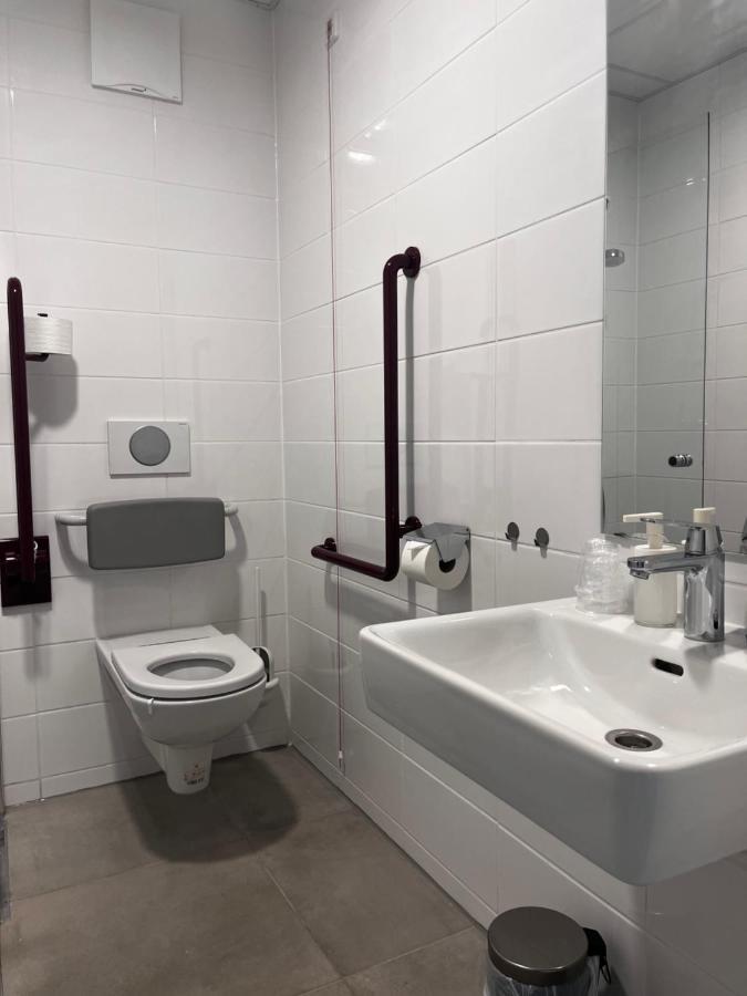 Hotel Ais Center Wolfsberg Esterno foto